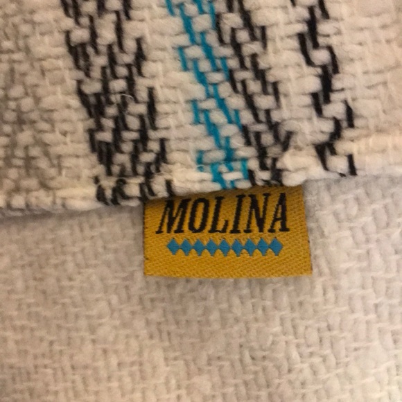 poncho jacket size large fits like medium or small - Picture 2 of 2